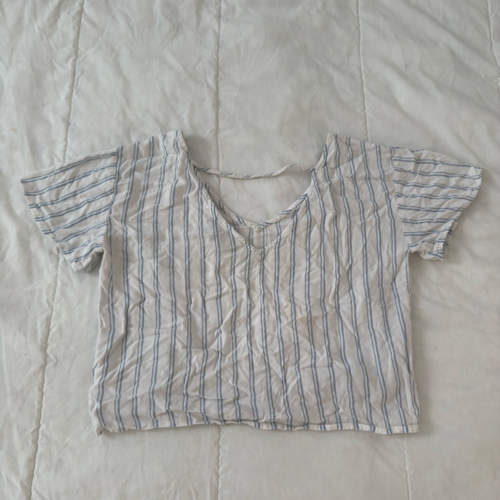 Arizona Jean Company Striped Crop Top in White and Blue